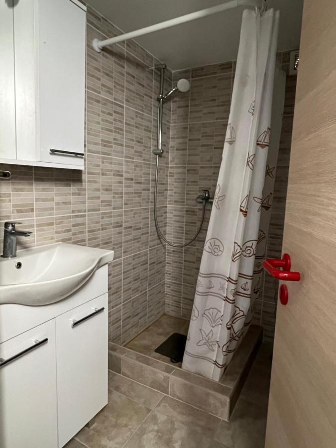 Apartments Linic Nin Extérieur photo